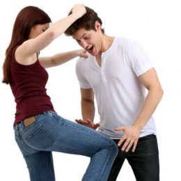 A Woman Defend A Man By Front Kick.